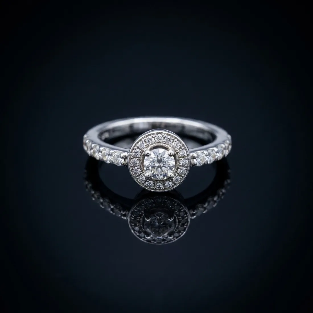 Halo 0,24 ct &mdash; Halo-Ring